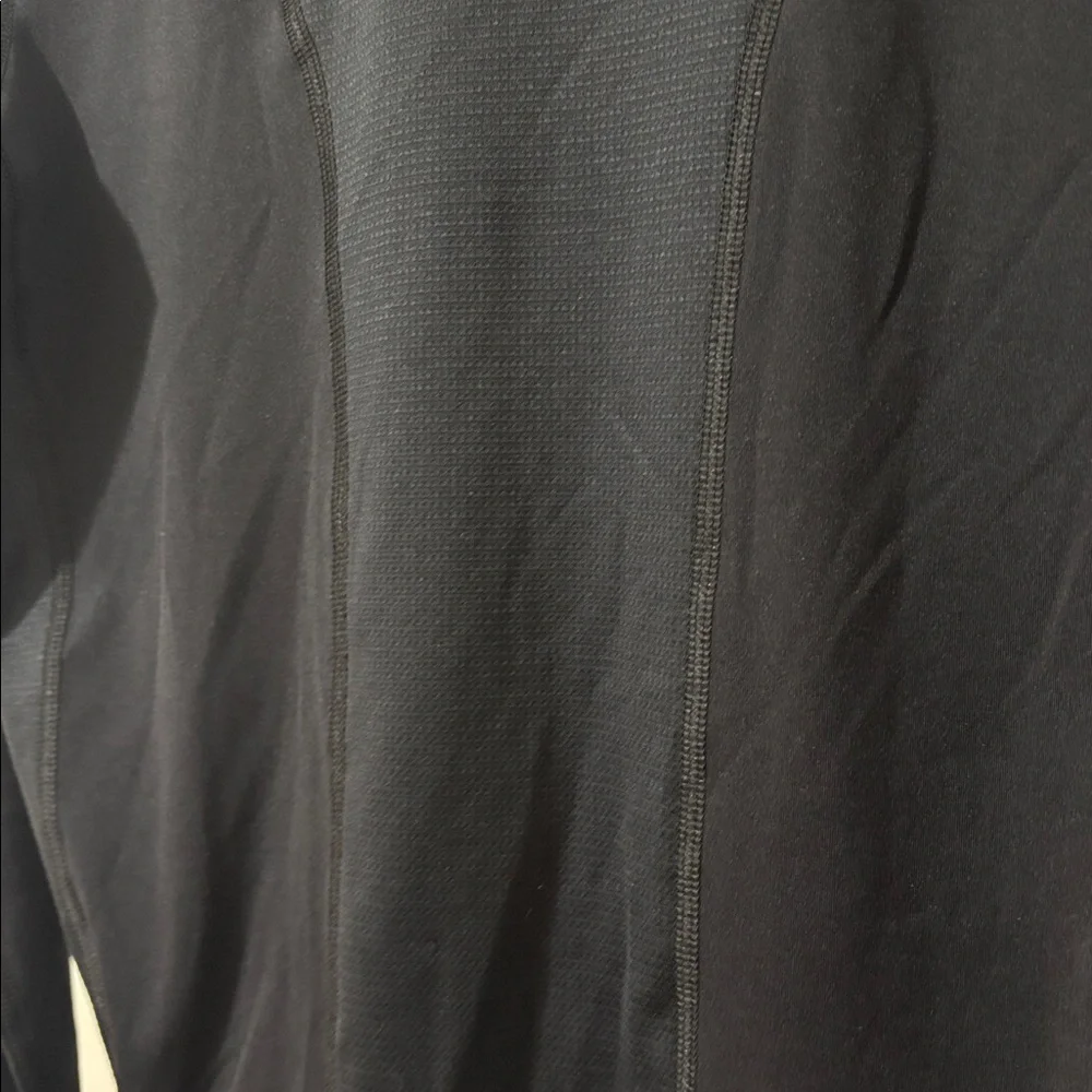 Under Armour Black Performance Long Sleeve - Picture 5 of 6